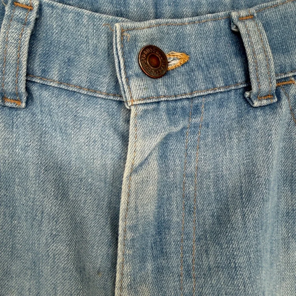 Levis overall good
